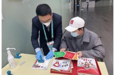 心手相连 有爱无“碍” ——中国邮政圆满完成北京冬残奥会服务保障任务