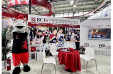 展示高质量教育服务与创新——北京乐成国际学校亮相服贸会