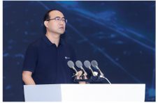 北汽福田2025年中商务会隆重召开  锚定世界一流战略目标