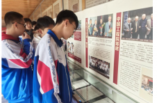 手迹传精神，科学润人心——科学家手迹展走进怀柔区庙城学校
